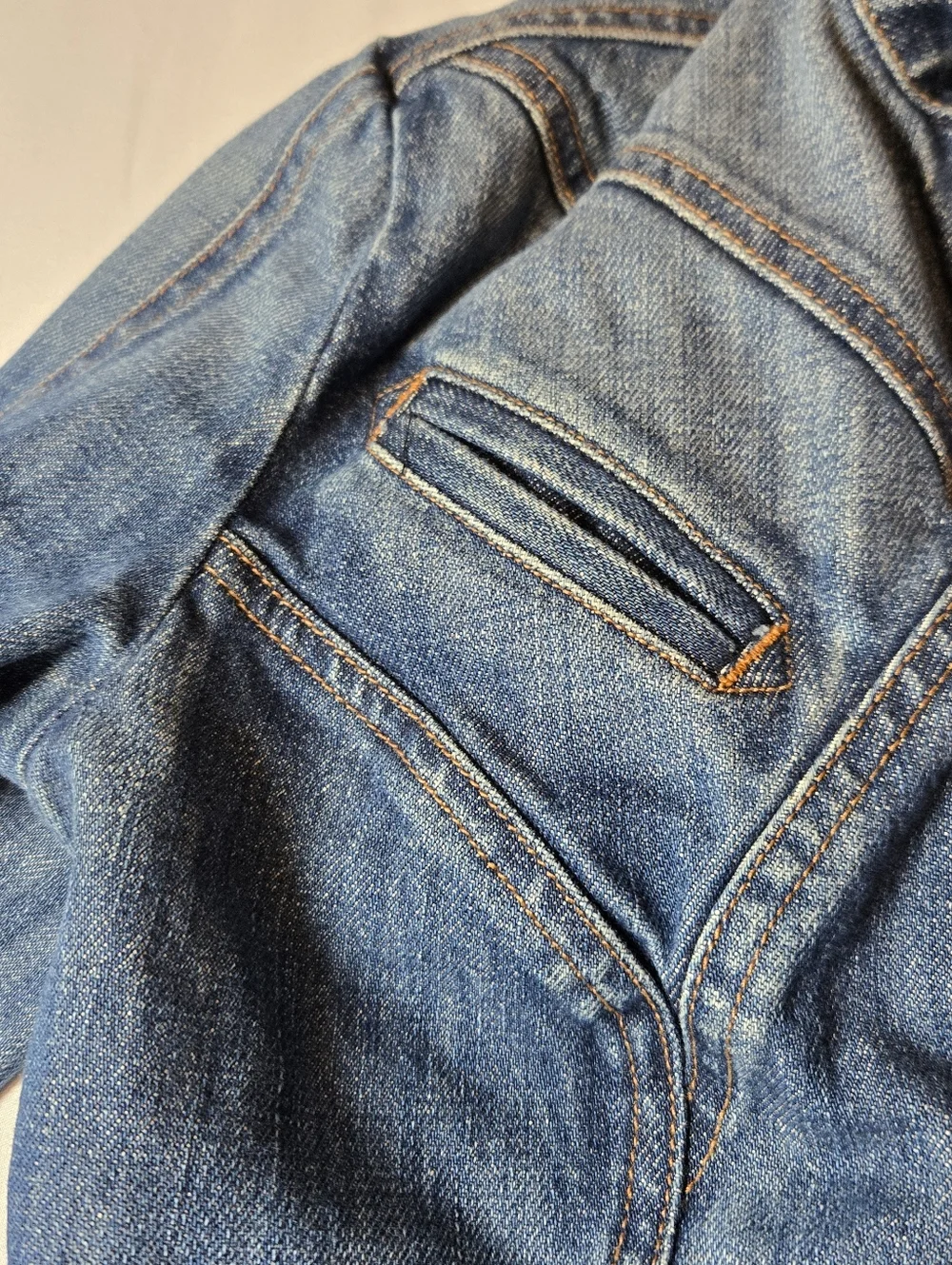 Vintage Armani Exchange Distressed Denim Jacket In A Fitted Size Medium - Picture 4 of 9